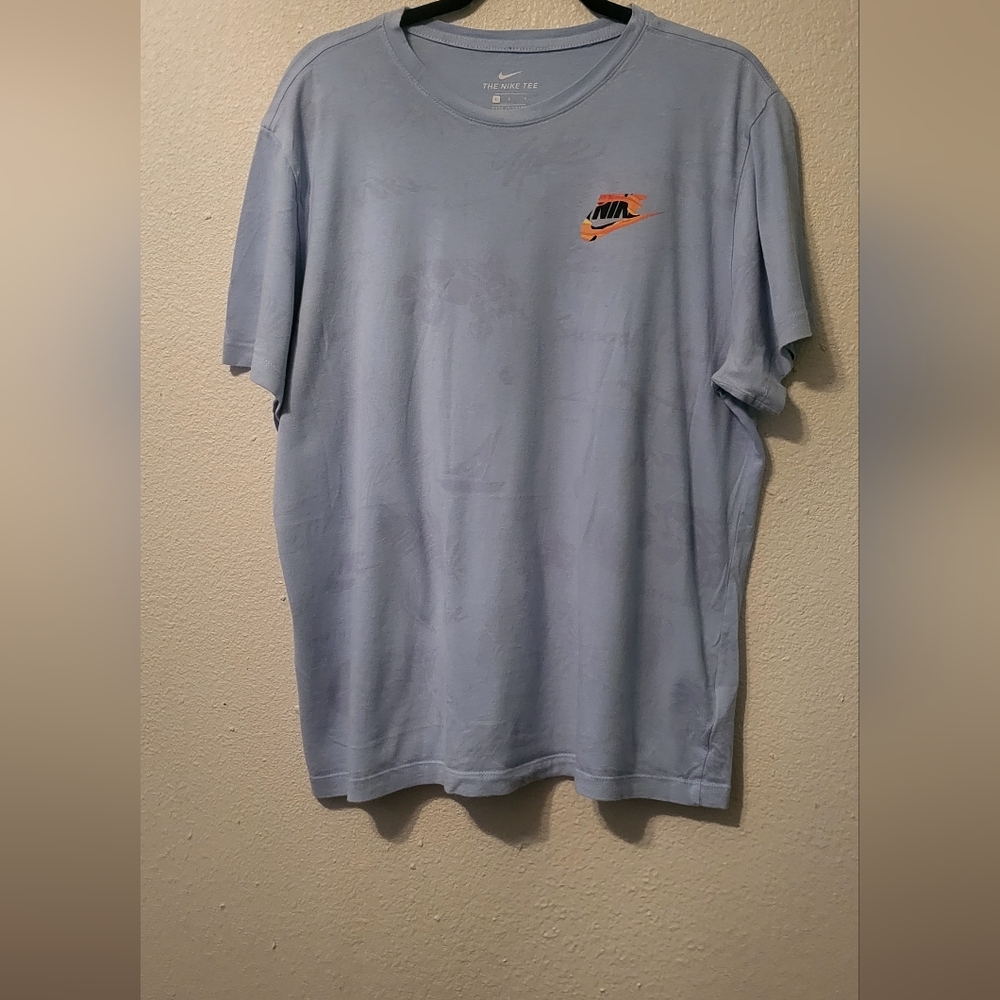 Mens Nike T-shirt